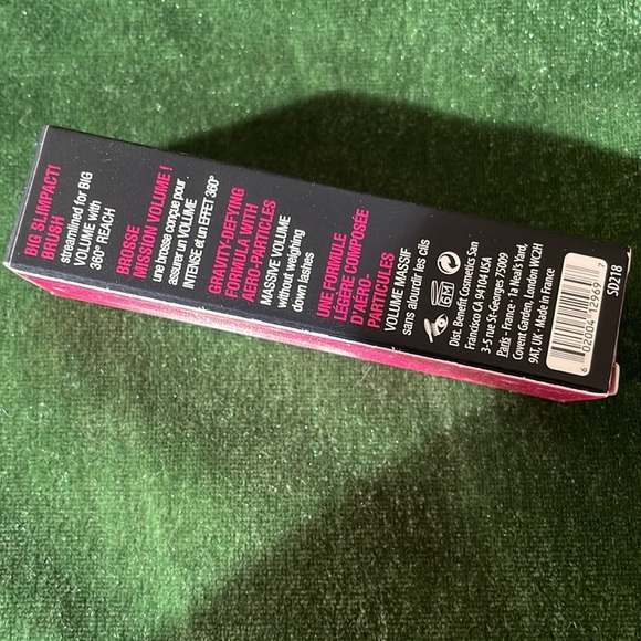 Beauty Bundle with Cosmetic bag - Picture 5 of 9